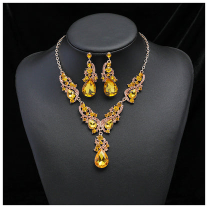 Exaggerated Vintage Necklace and Earring Set