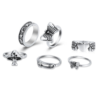 9-Piece Set Of Vintage Crying Face Rings, Playing Card Rings, Hollowed Out Love Rings, Daisy Rings, Alloy Chain Rings