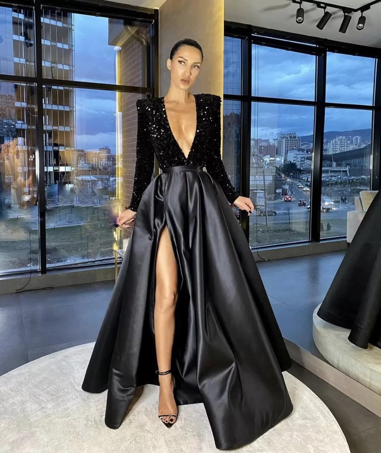 Sequined V-Neck A-Line Maxi Dress with Long Sleeves