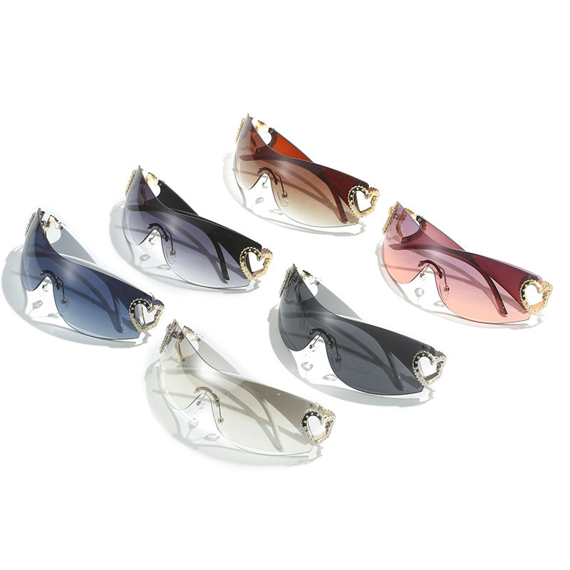 Trendy Y2K Heart-Shaped Sunglasses Unique Fashion Eyewear