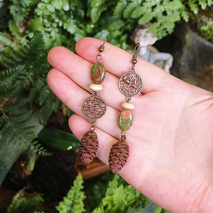 Vintage Leaf Design Handmade Earrings with Natural Green Stone