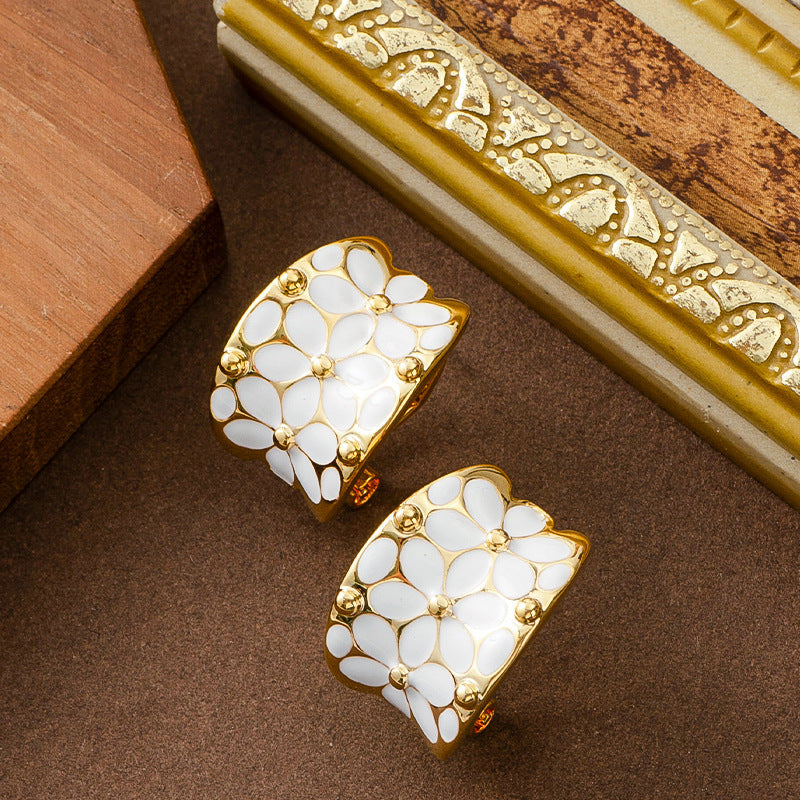 Chic Floral C-Shaped Earrings With 925 Silver Posts