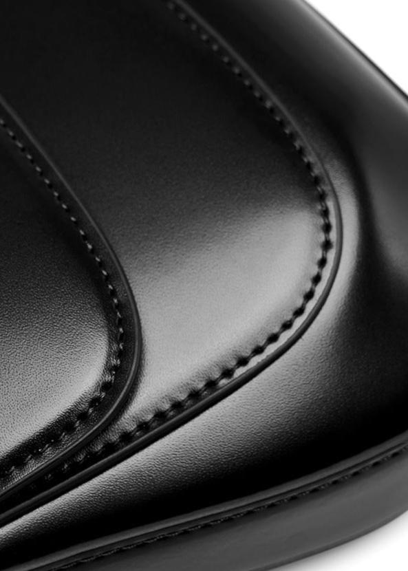 High Grade Leather Shoulder Bag With Dual Flap