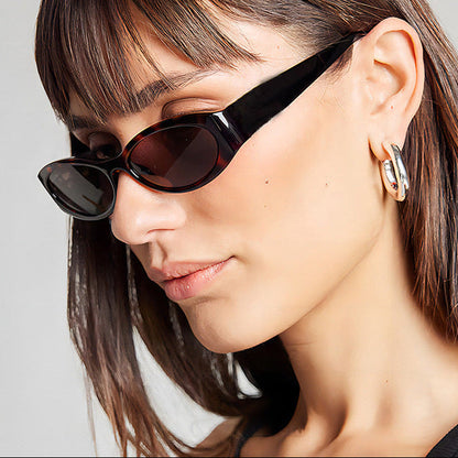 Trendy Oval Frame UV400 Sunglasses for Outdoor Activities