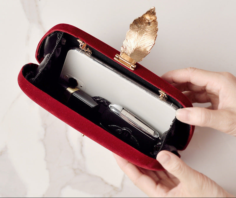 Elegant Velvet Evening Clutch Bag for Parties