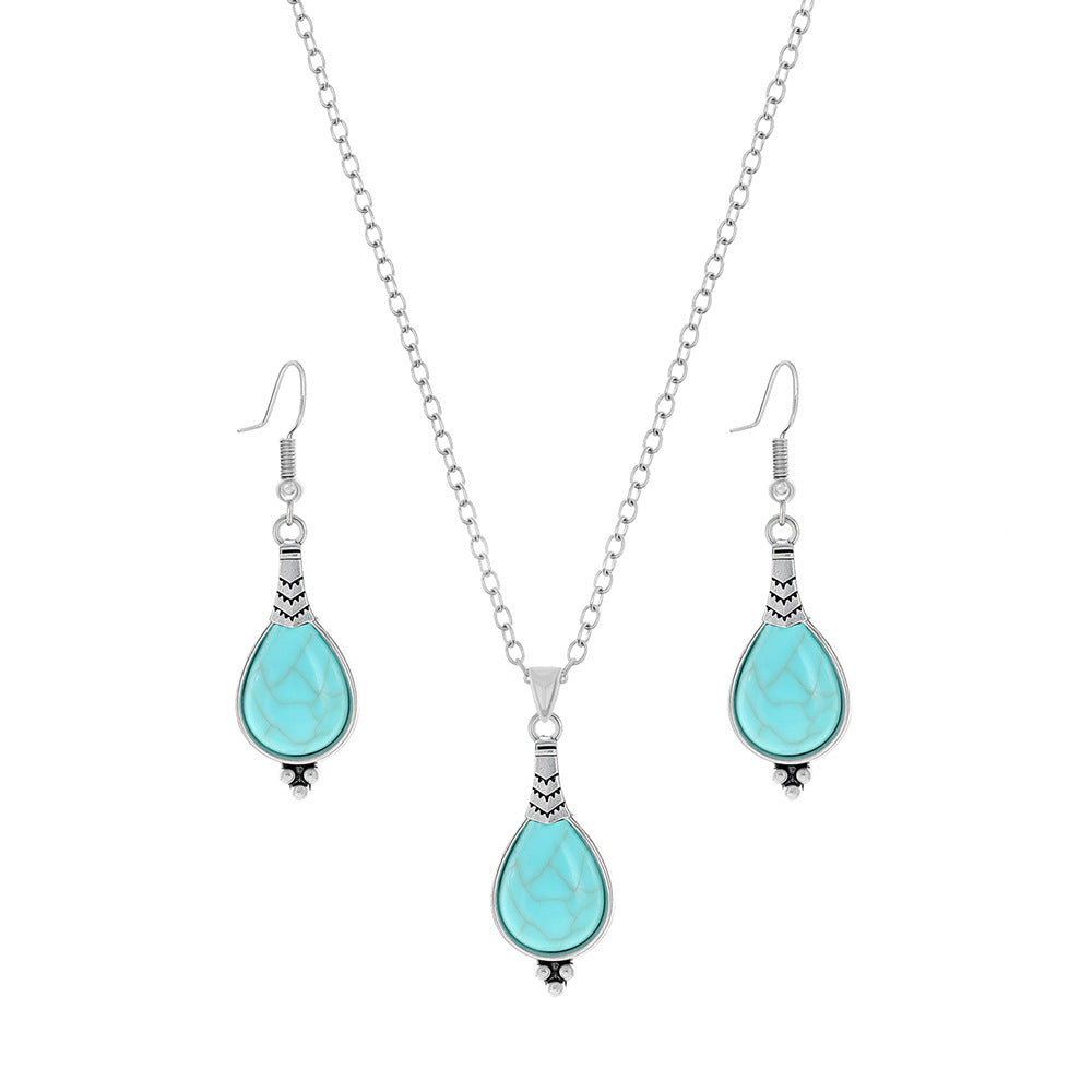 Turquoise Vintage Style Earrings Necklace Set