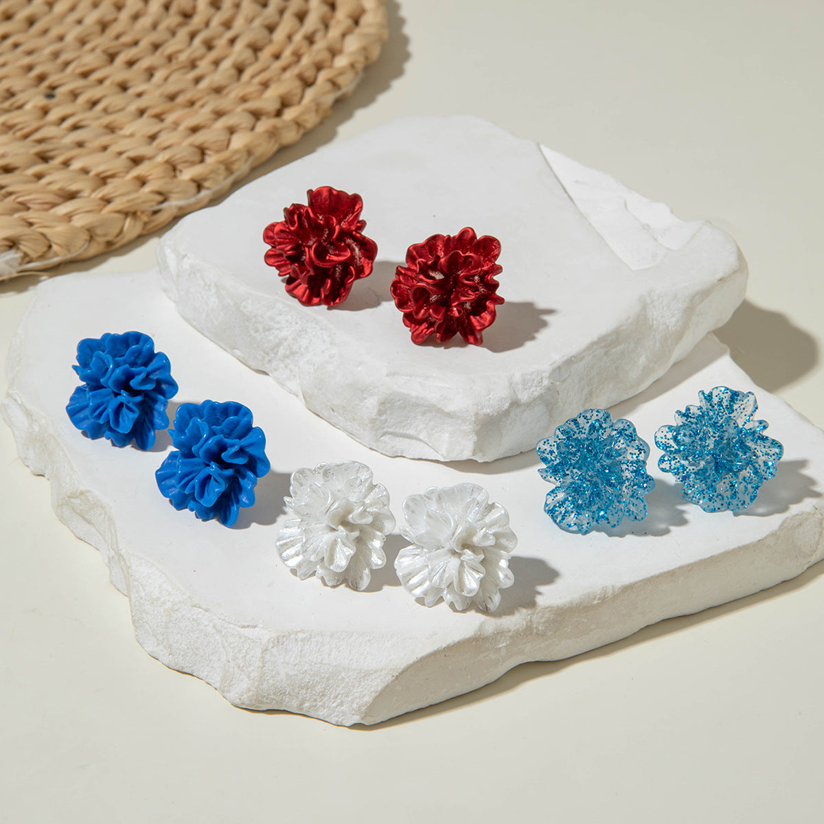 Chic Floral Pearl Earrings Stylish Alloy Flower Studs