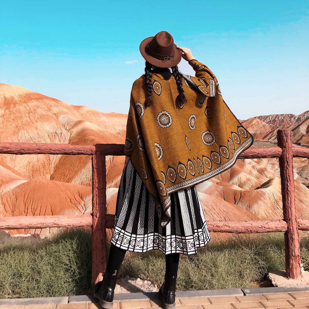 Ethnic Cloak Coat Retro Blanket Warm Autumn And Winter Shawl Scarf