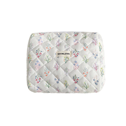 Simple Flower Print Quilted Portable Makeup Bag