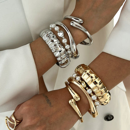 Trendy Irregular Alloy Bracelet Set with Unique Shaped Pearls
