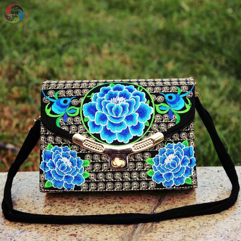 The New Embroidered Ethnic Bag, Mobile Phone Change Bag, Double-Layer Small Bag, Women'S Clutch Bag