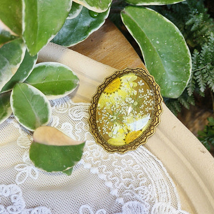 Floral Vintage Handmade Necklace with Resin Flower Pendant