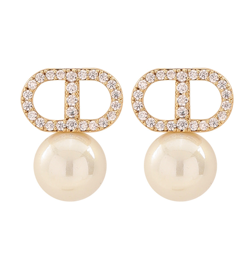 Stylish Zircon Letter Cd Pearl Earrings Simple Design With Silver Posts