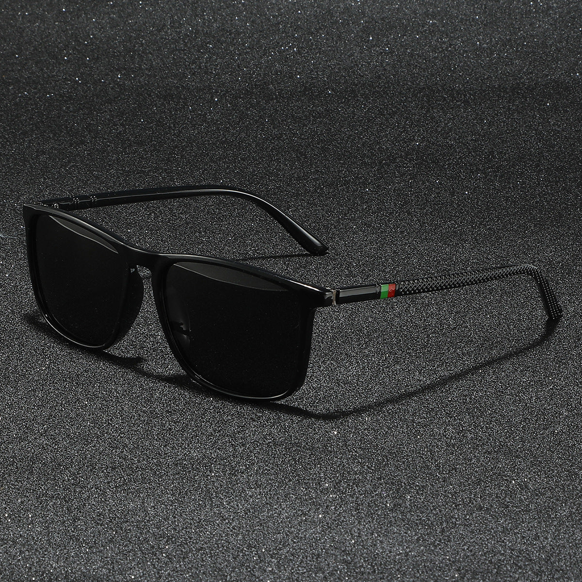 Men's and Women's Retro Classic Polarized Sunglasses Stylish Driving Glasses