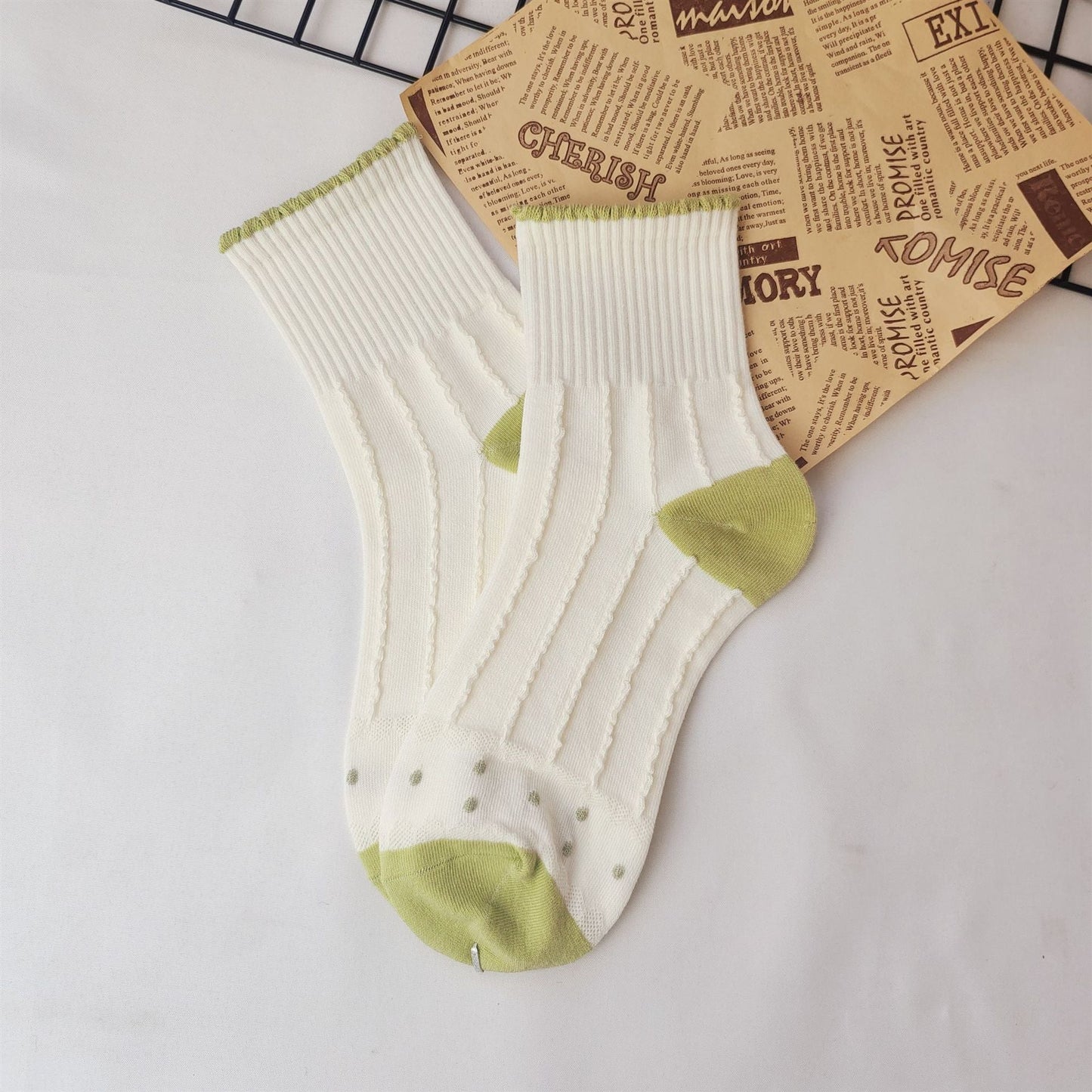 Rufia - Cute Floral Crew Socks