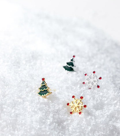 Asymmetrical Christmas Tree Snowflake Stud Earring