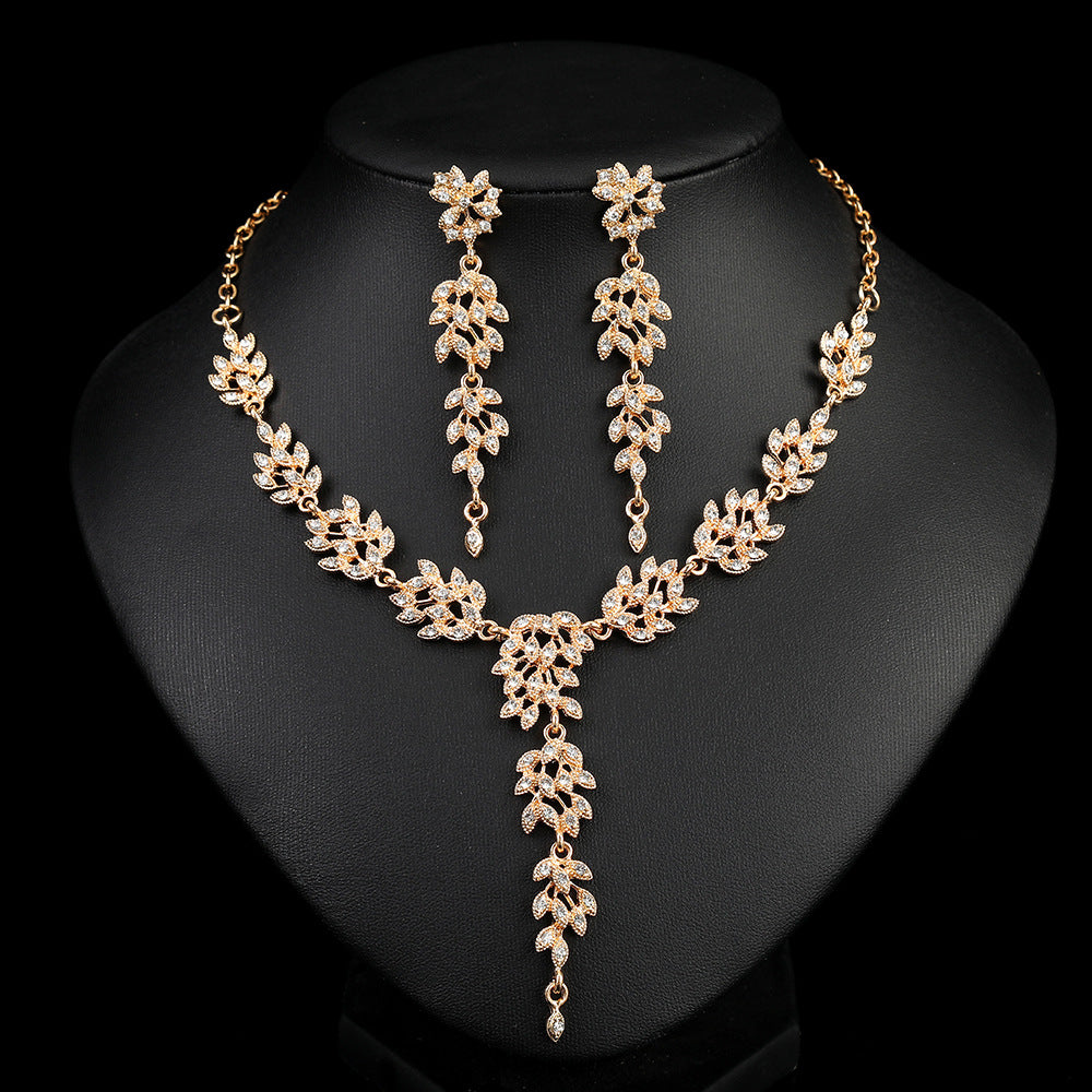 Elegant Bridal Necklace Set with High-Quality Crystal and Diamonds