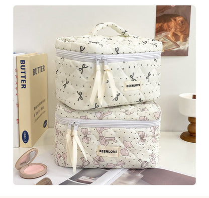 Trendy Print Quilted Large Capacity Makeup Bag