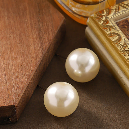 Fashionable Geometric Pearl Earrings With Sterling Silver Posts