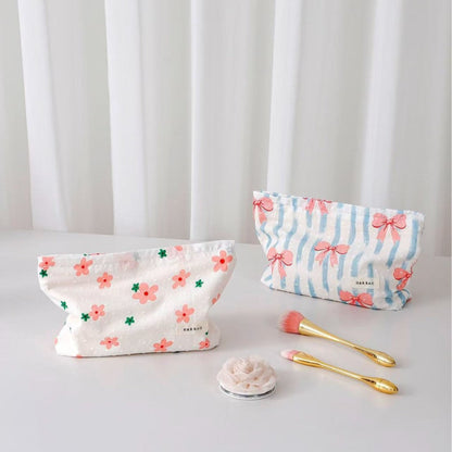 Elegant Floral Print Travel Cosmetic Pouch