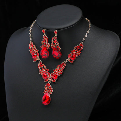 Exaggerated Vintage Necklace and Earring Set