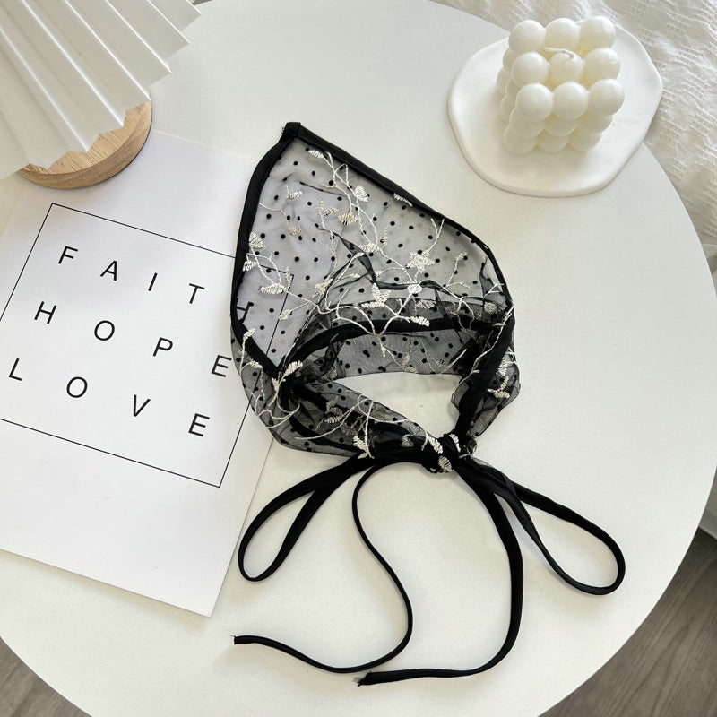 Lace Headband with Black Trim