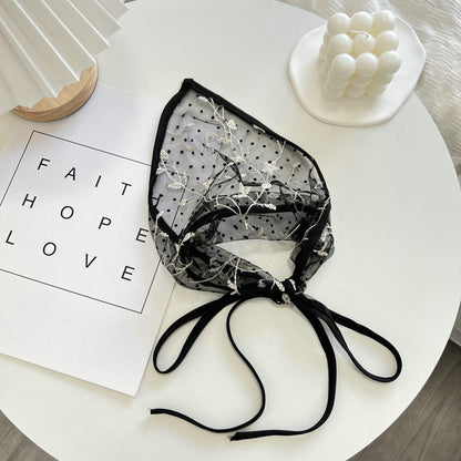 Lace Headband with Black Trim