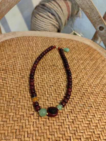 A New Retro And Niche Zen Themed Sandalwood Beads Bracelet Necklace