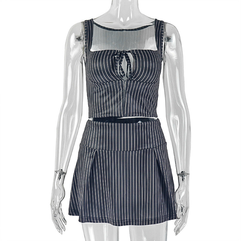 Trendy Striped Print Crop Top And Skirt Set