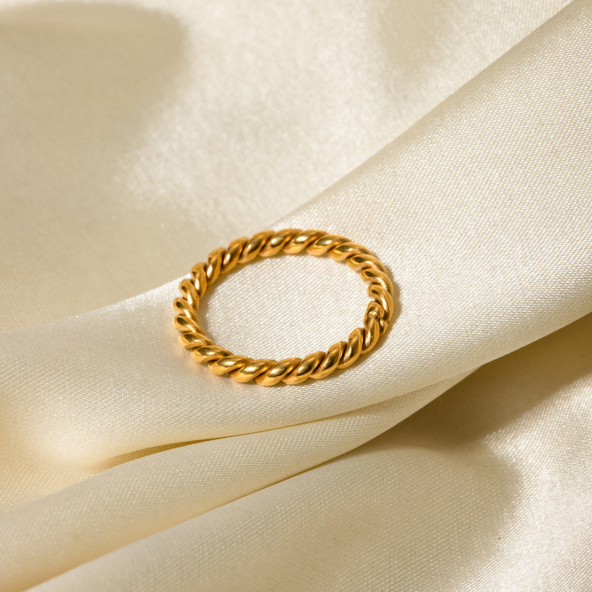 Simple Braided Twist Ring