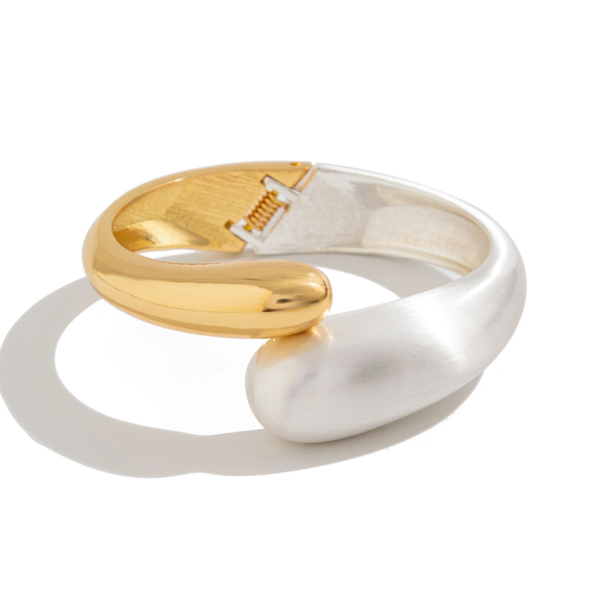 Trendy Ins Style Metal Droplet Cuff Bracelet for Women