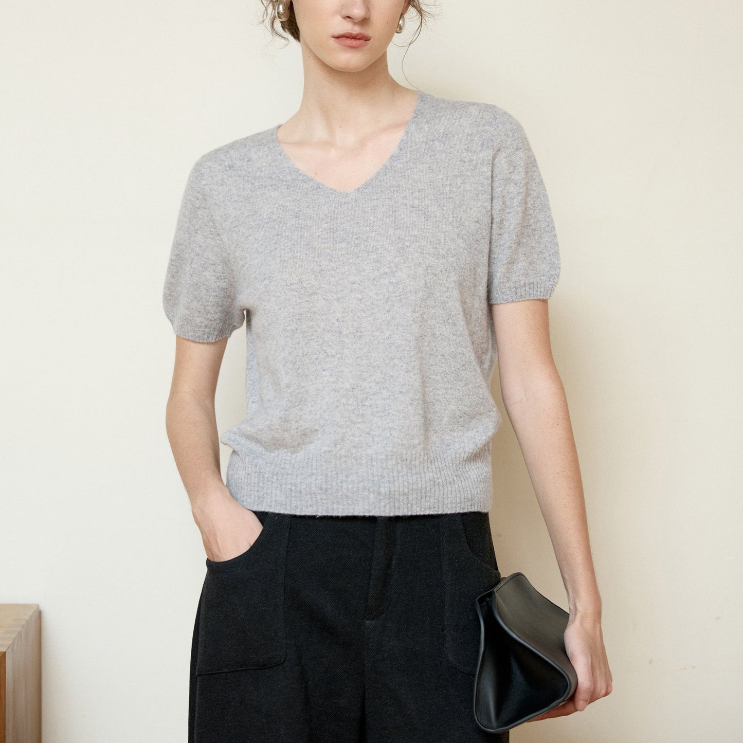 Luxury Cashmere V-Neck T-Shirt with Silk Blend