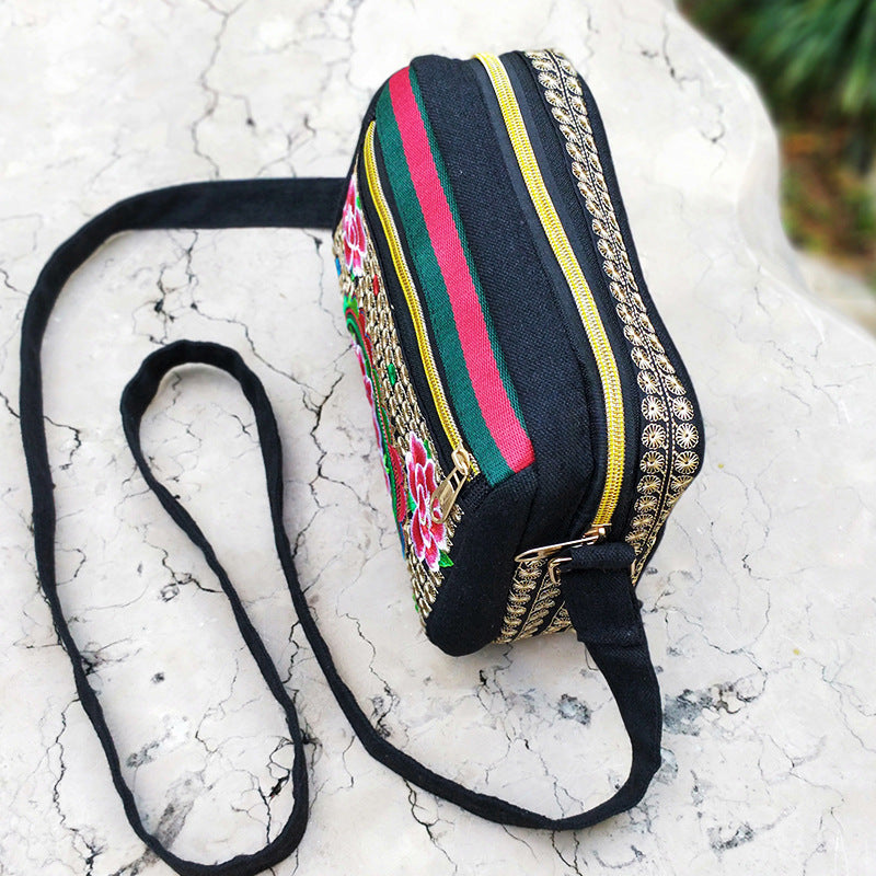 New Ethnic Style Embroidered Canvas Bag, Versatile Embroidered Bag Women'S Shoulder Oblique Span Bag