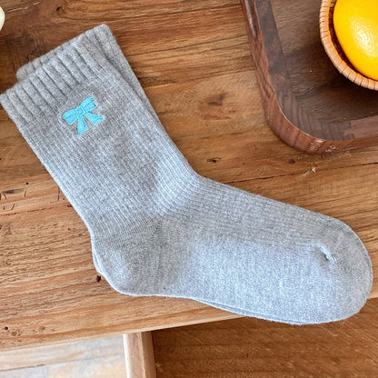Bow Embroidery Solid Color Cotton Crew Socks