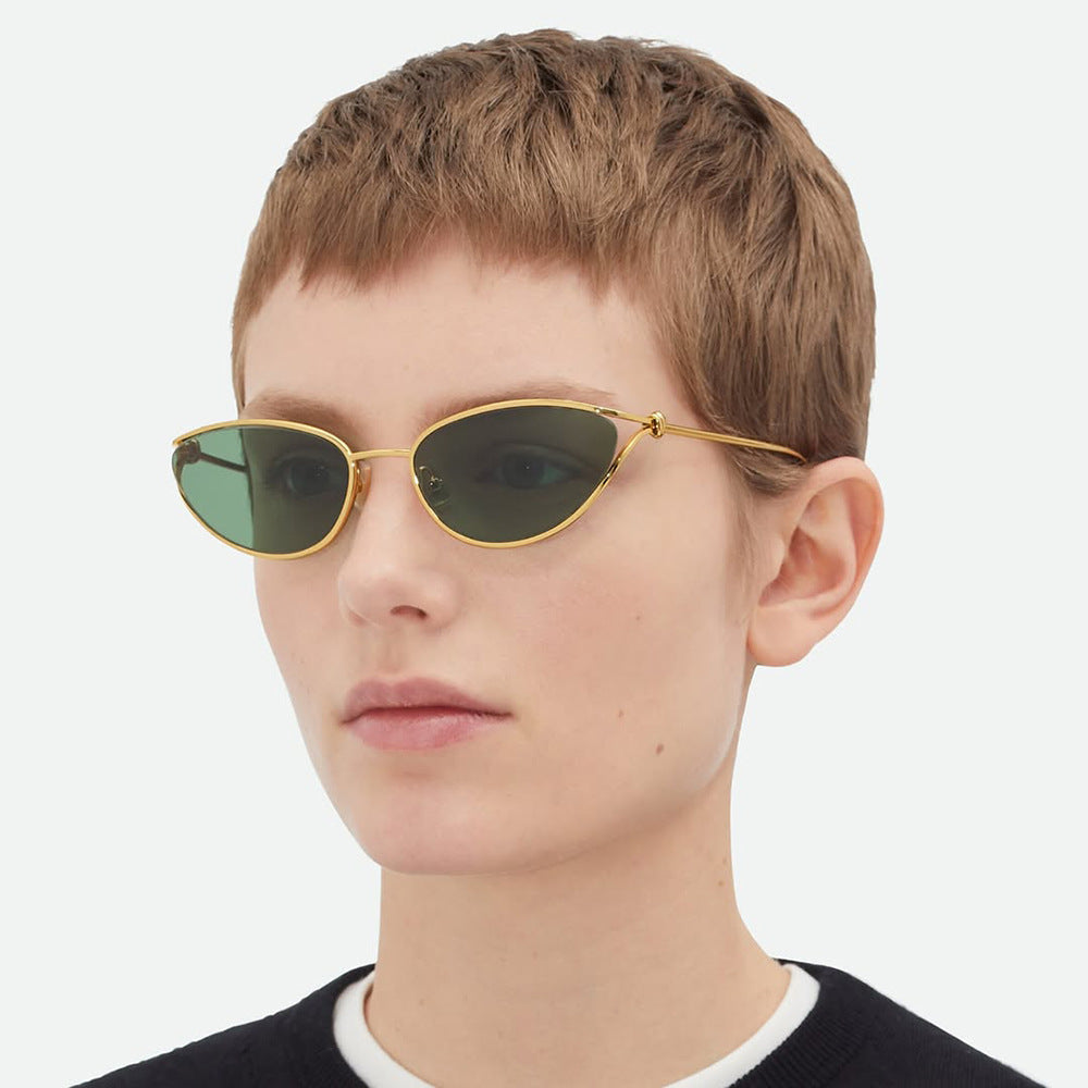 Trendy Oval Frame Luxury Women's Sunglasses