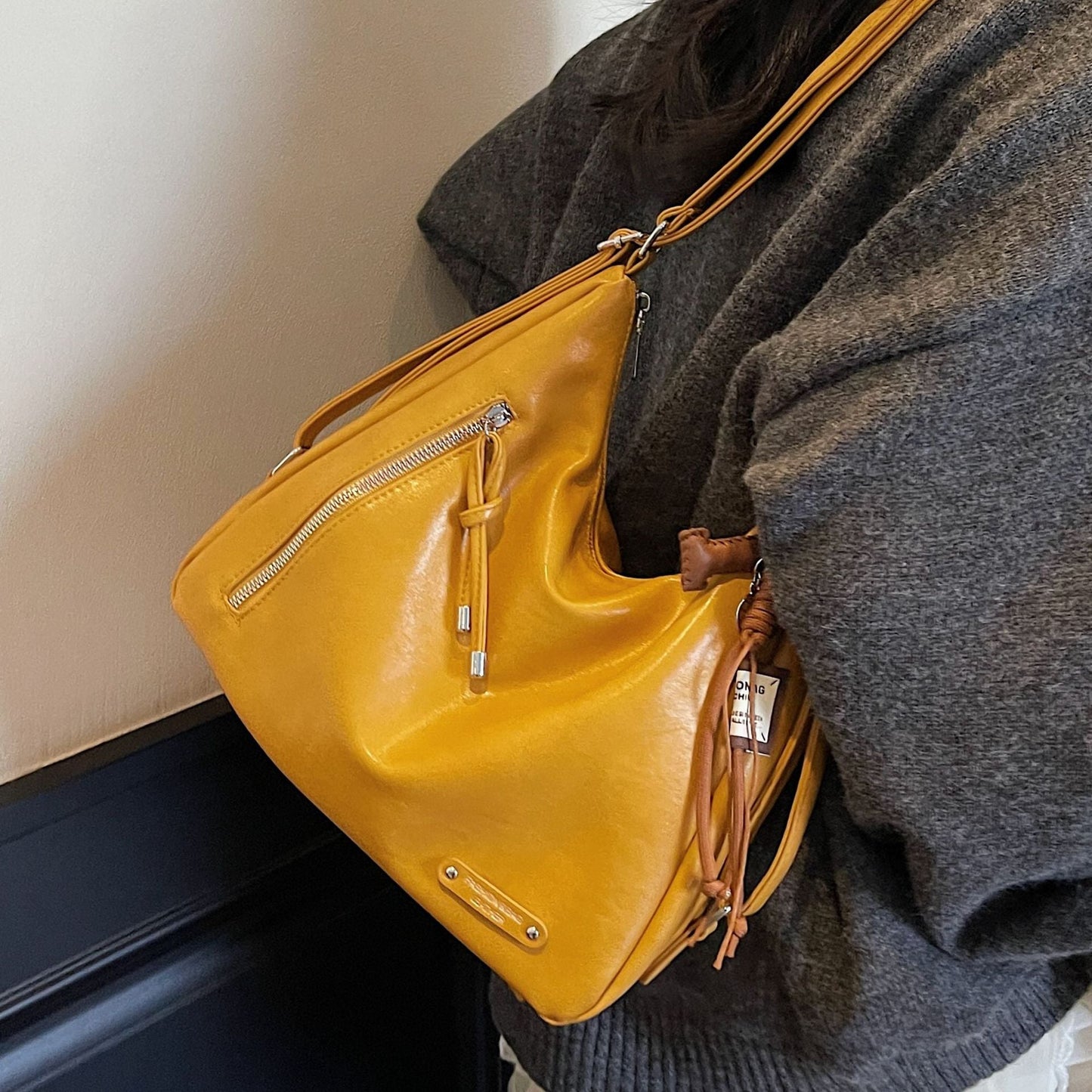 Retro Large Tote Bag for Women Stylish Casual Shoulder Bag