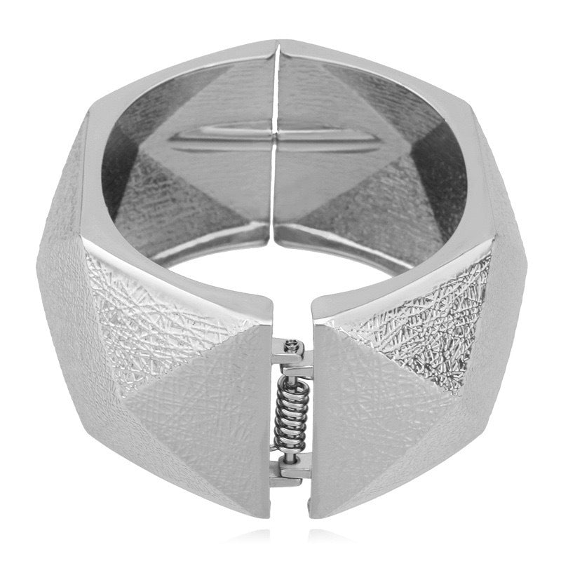 Stylish Chunky Wide Bangle Bracelet