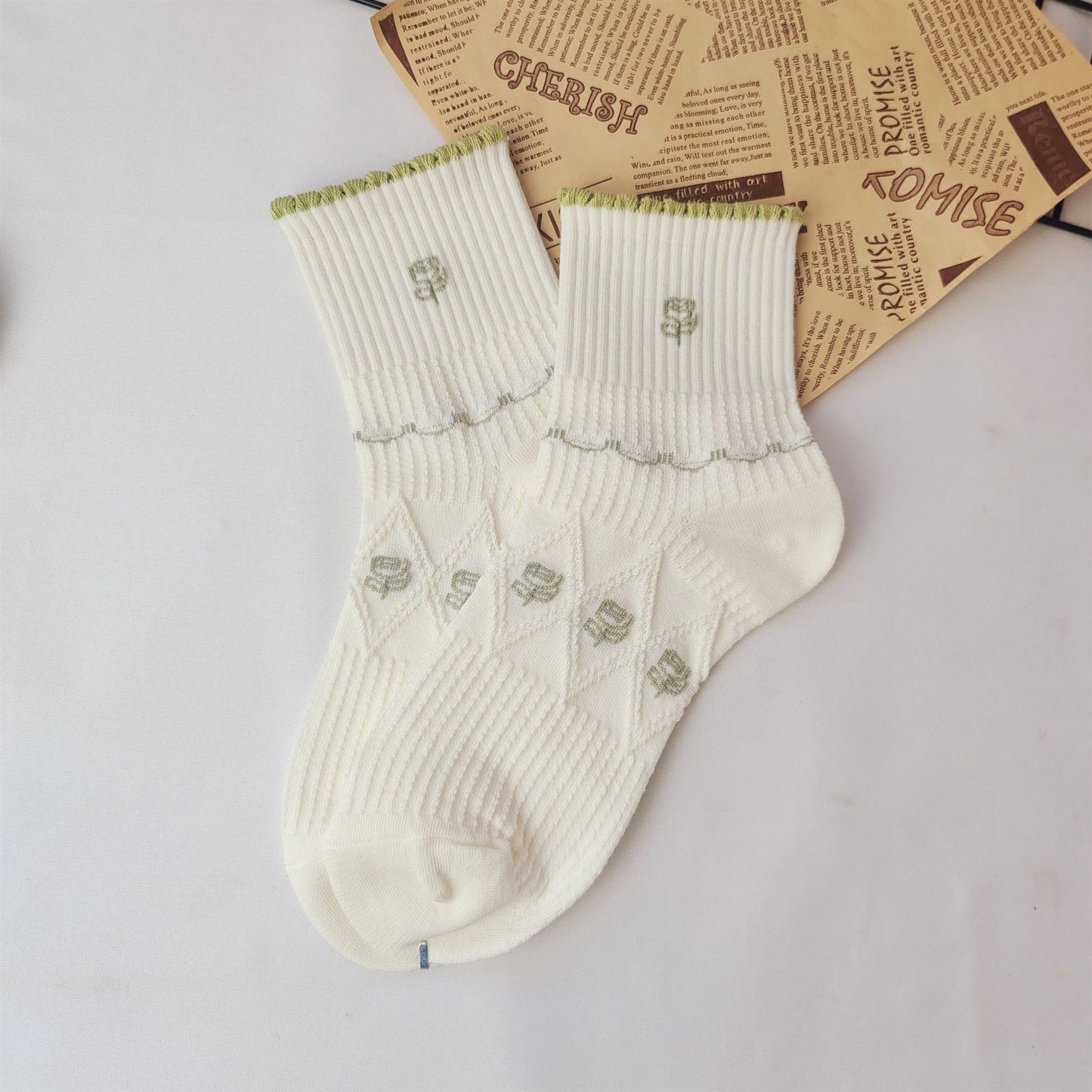 Rufia - Cute Floral Crew Socks