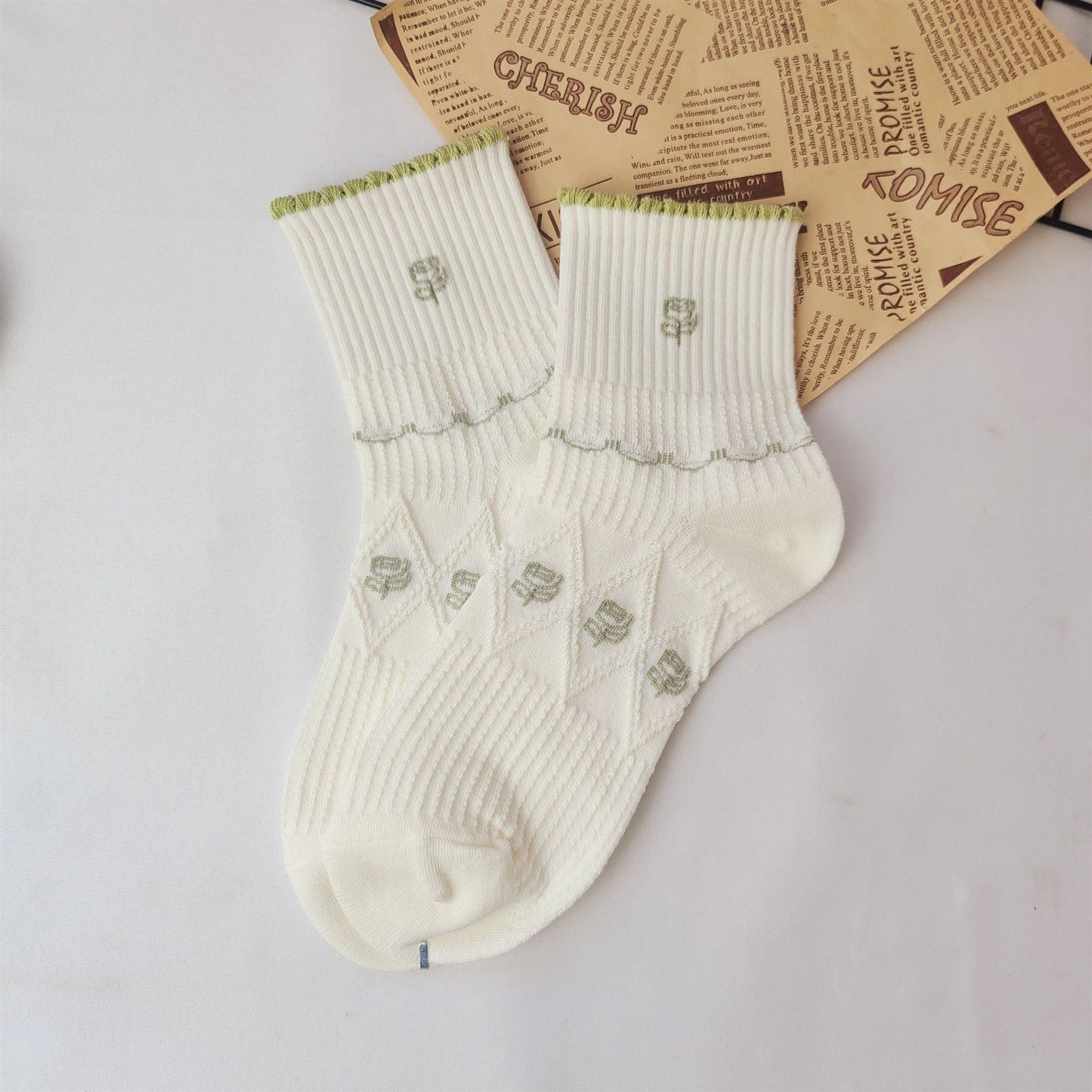 Rufia - Cute Floral Crew Socks