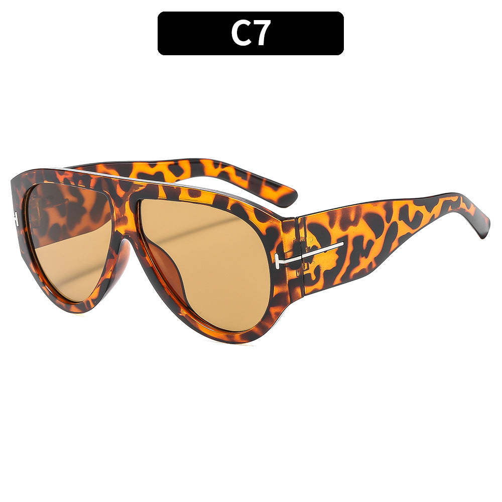 Fashionable Oversized T-Frame Sunglasses for Men and Women