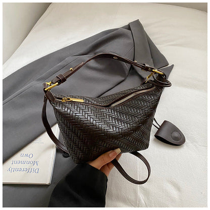 Vintage-Inspired Large Capacity Woven Tote Bag for Women