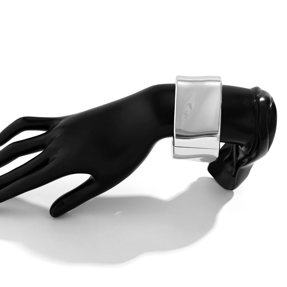 Metallic Drop Huggable Bracelet Trendy Fashion Spring Bracelet