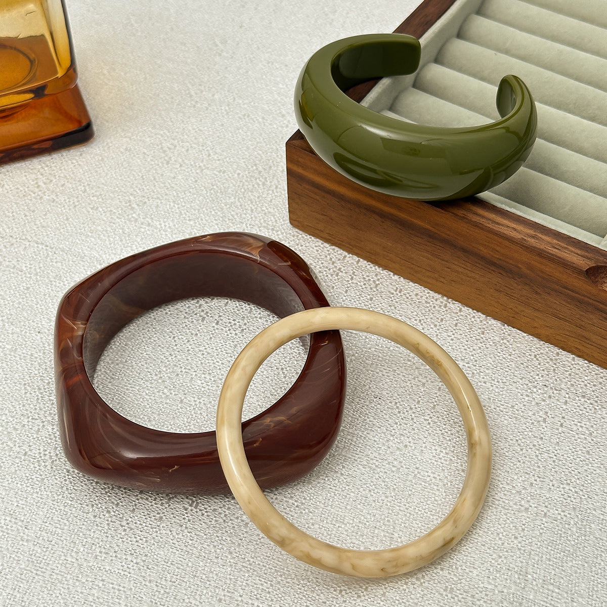Vintage Arc-Shaped Resin Bangles with Tortoiseshell Pattern