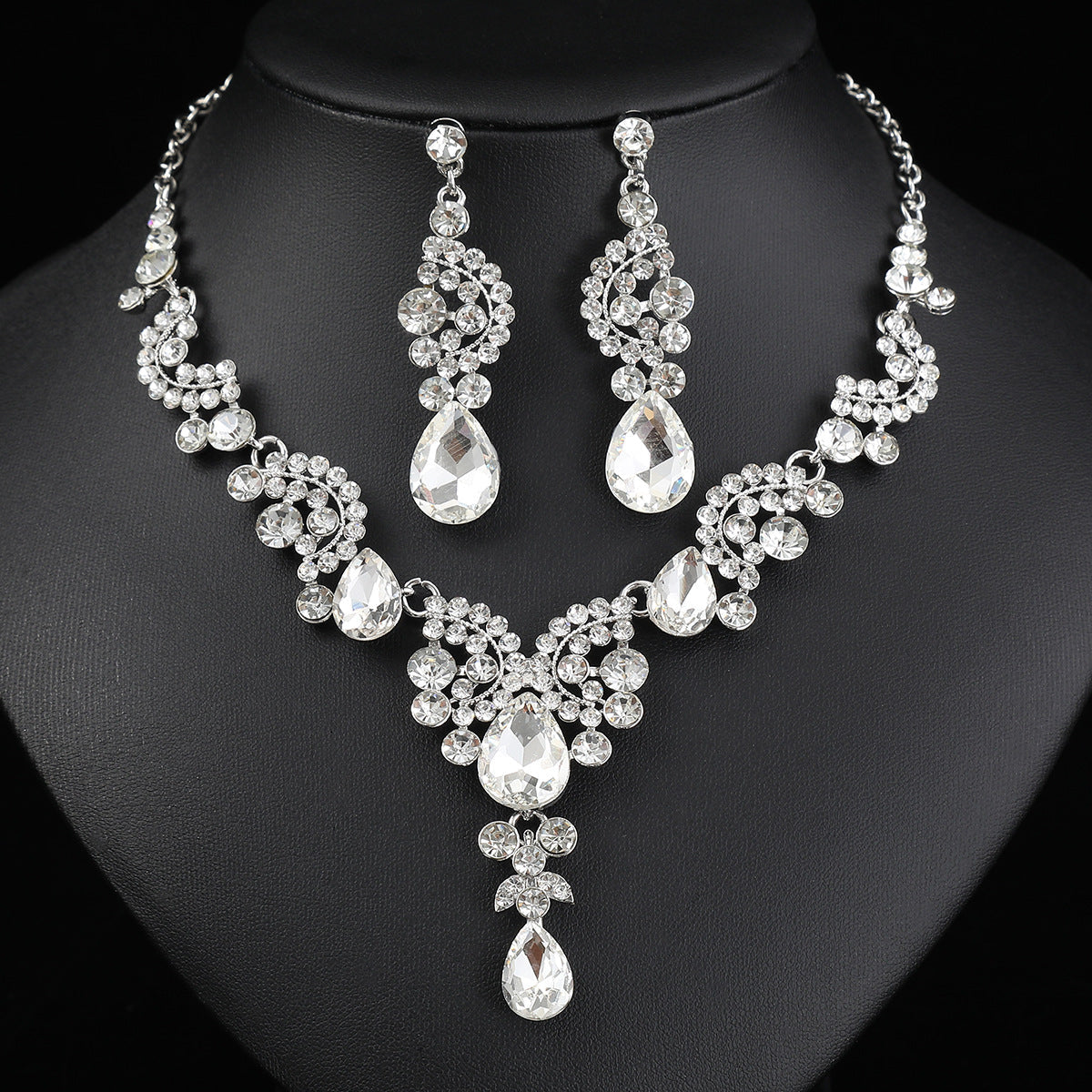 Elegant 3-Piece Necklace and Earring Set for Bride