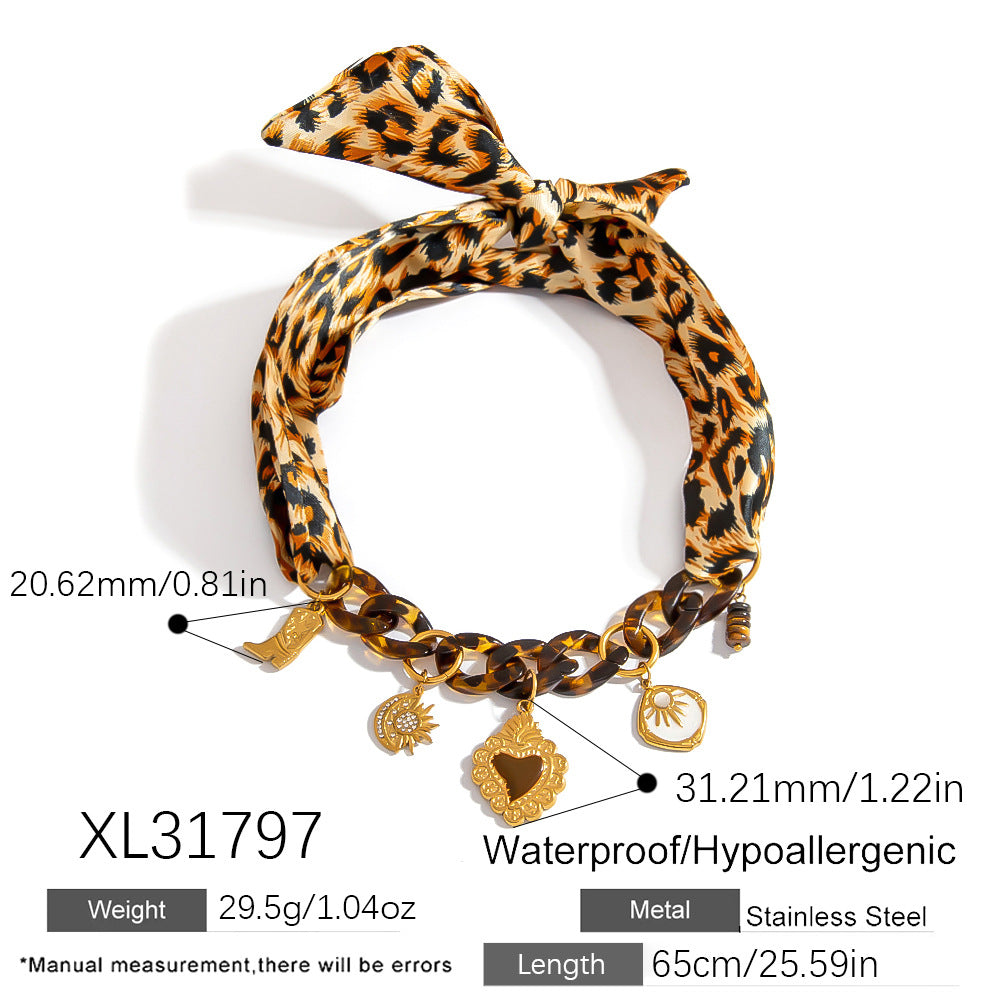 Stylish Heart-Shaped Acrylic Lock Pendant Necklace
