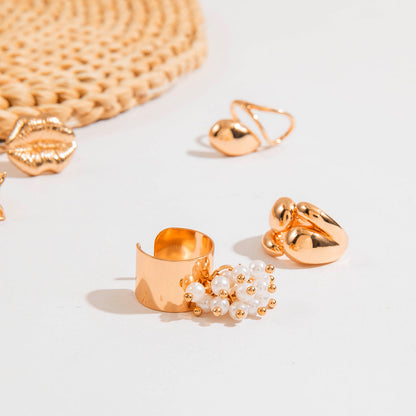 Geometric Statement Lip Alloy Pearl Ring Set