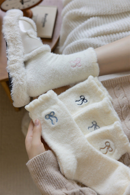 Winter Plush Solid Color Bow Embroidery Crew Socks