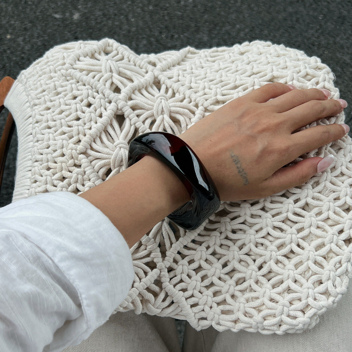 Fashionable Gradient Acrylic Wide Bracelet Geometric Resin Jewelry