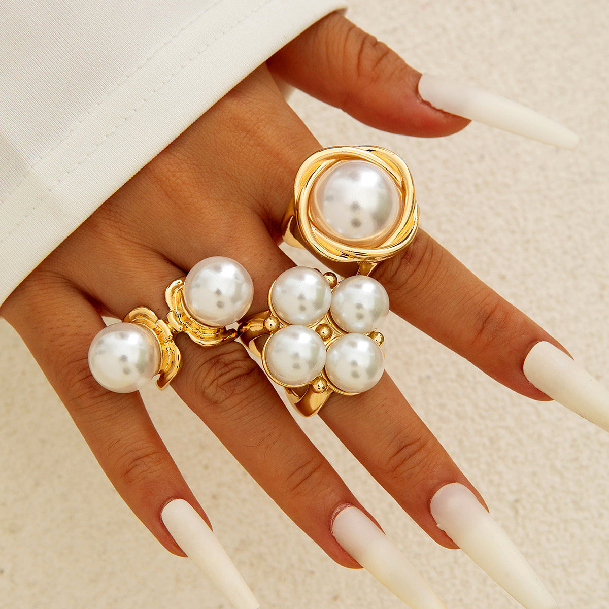 Geometric Baroque Pearl Ring Set With Floral Design