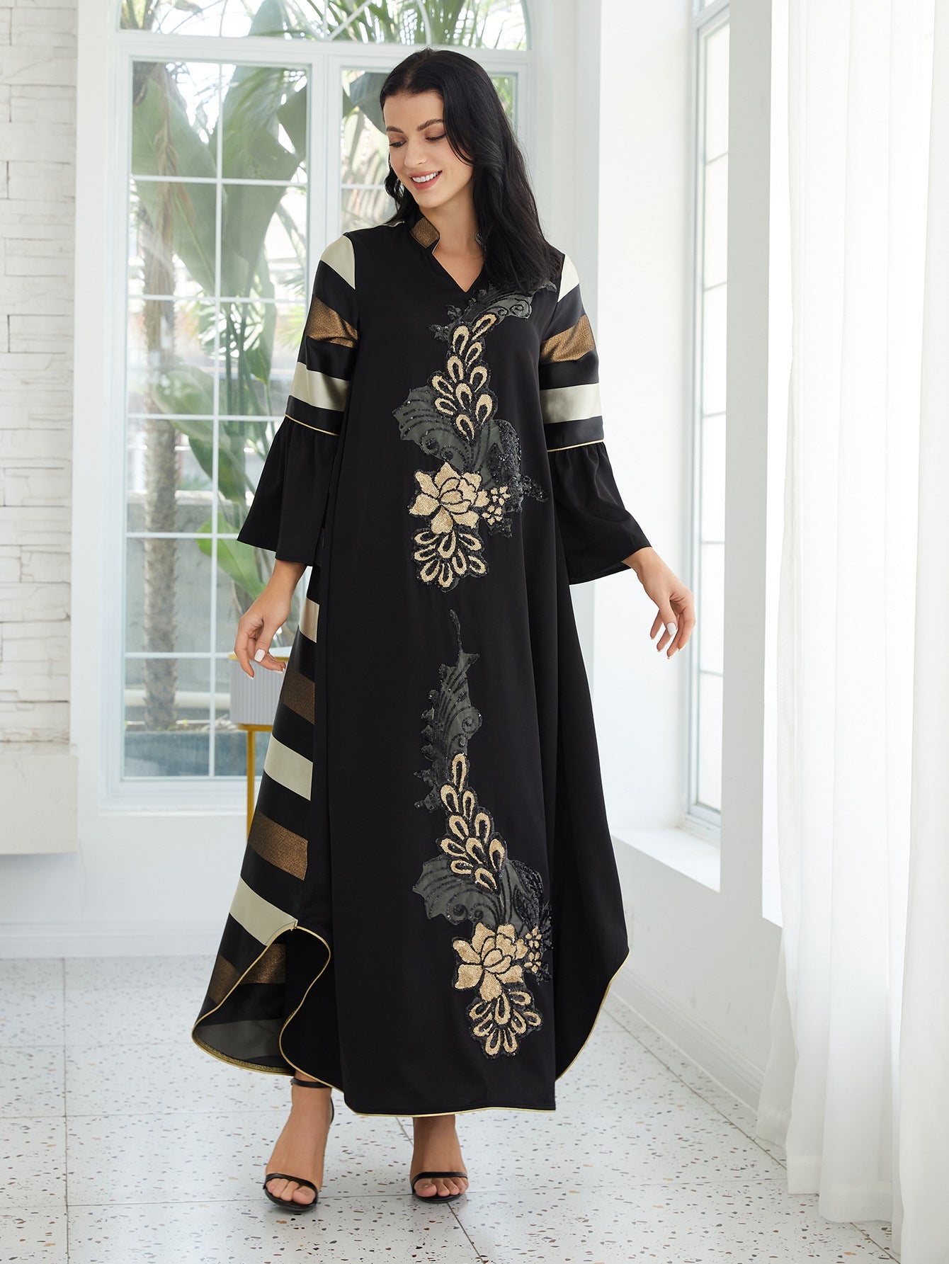 Elegant Black Muslim Abaya Maxi Dress with Ruffled Sleeves